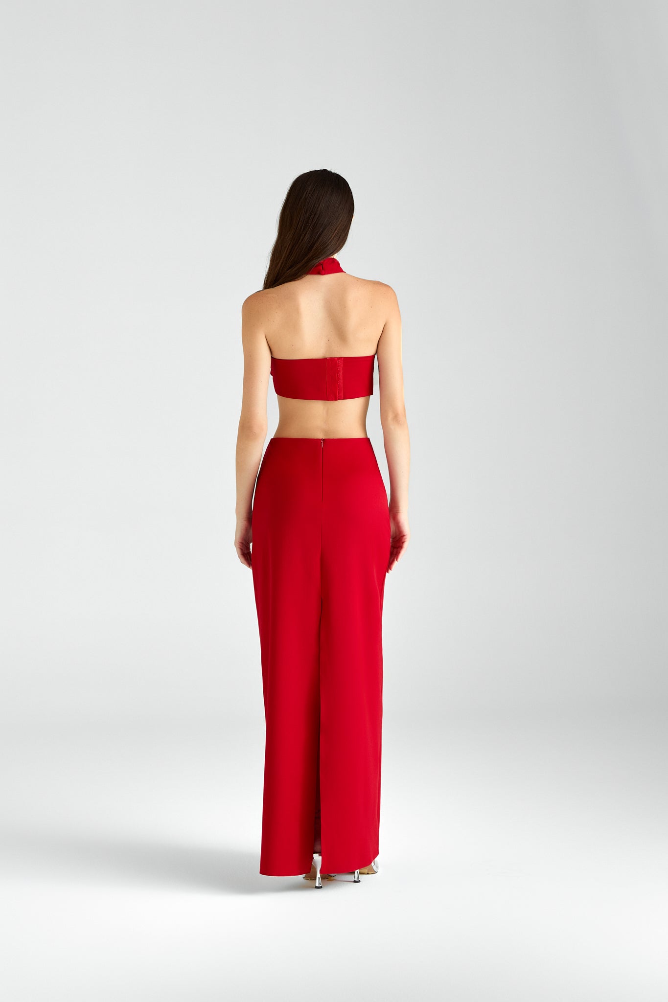 Patty Cherry / Neck-detailed maxi dress