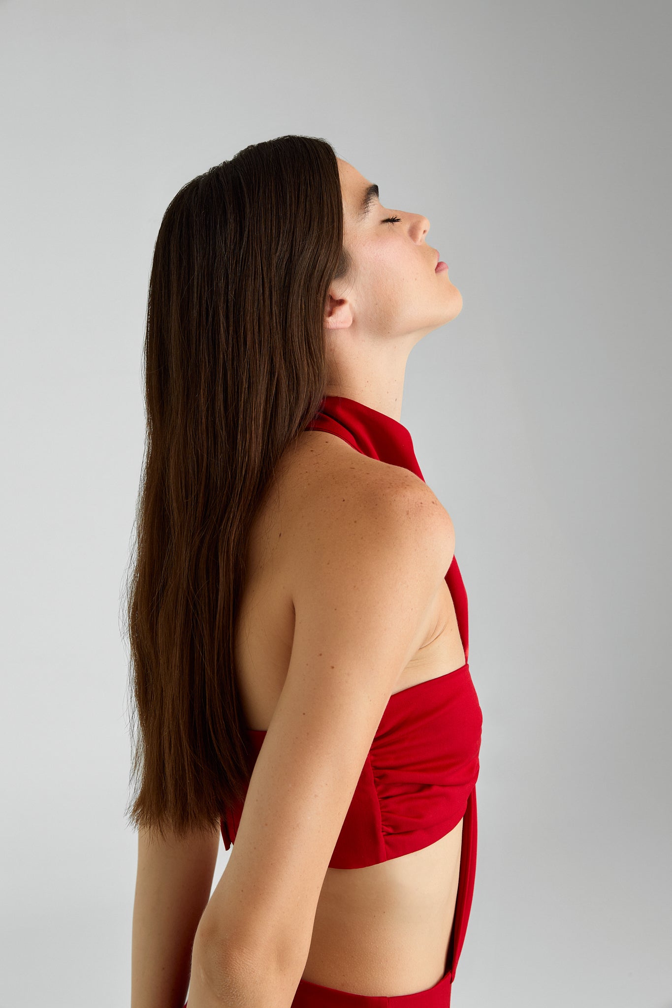 Patty Cherry / Neck-detailed maxi dress